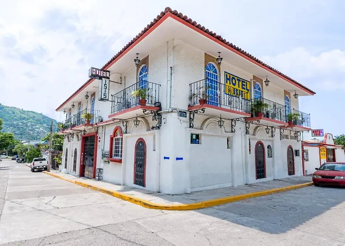 Hotel Isis
