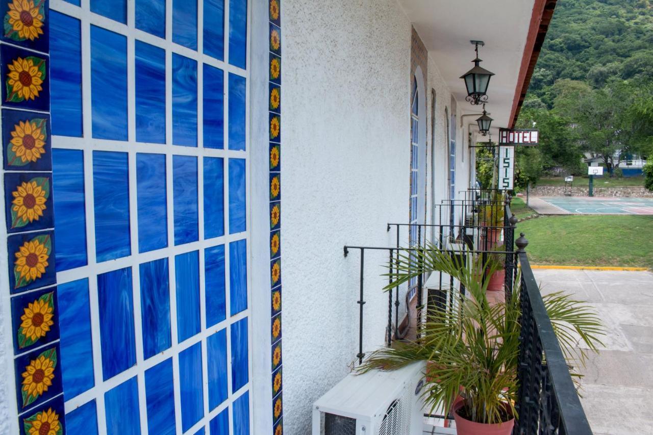 Isis Zihuatanejo