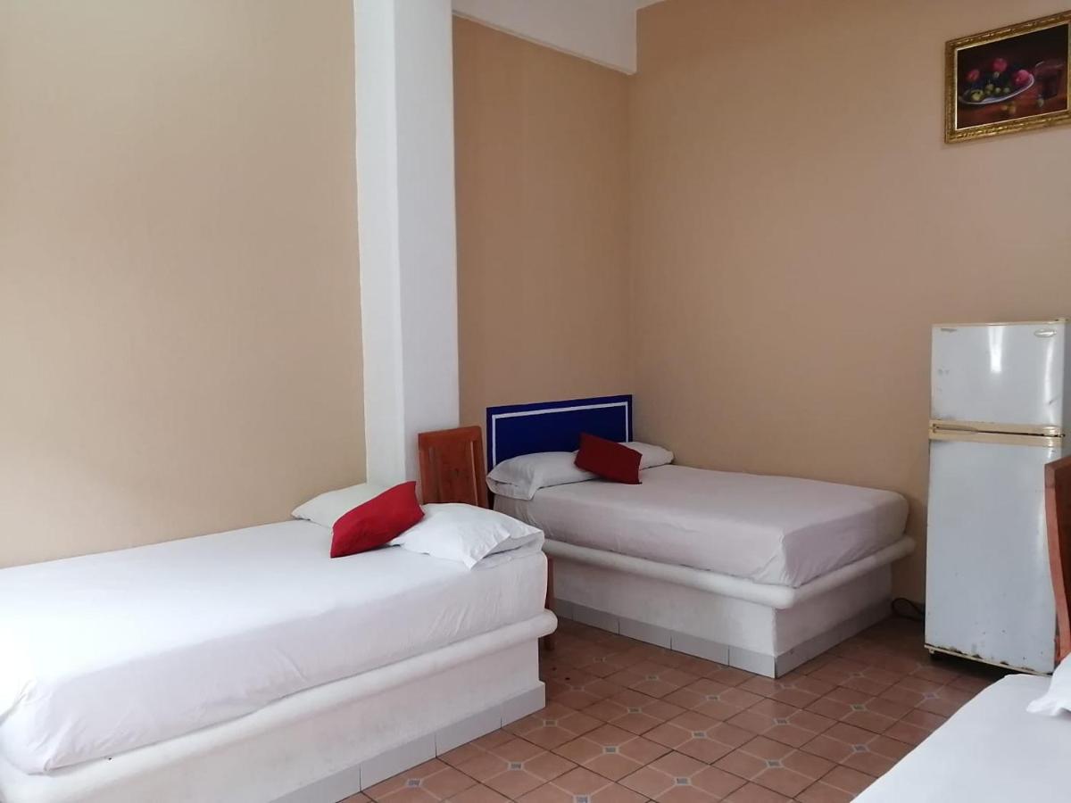 Isis 4* Zihuatanejo